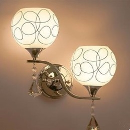 Lampă de perete din cristal