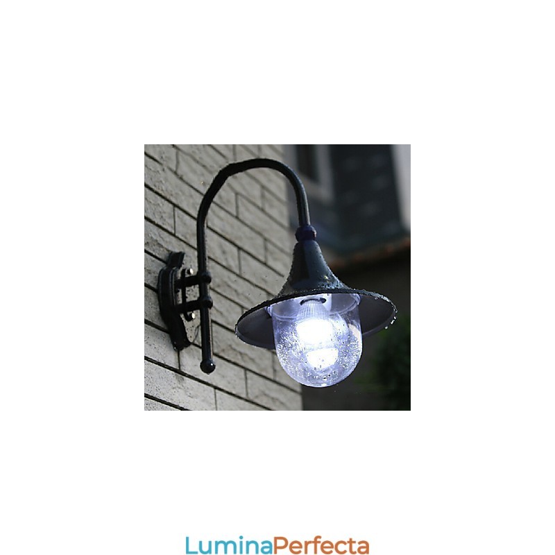 Aplice de exterior tradiționale din metal clasic