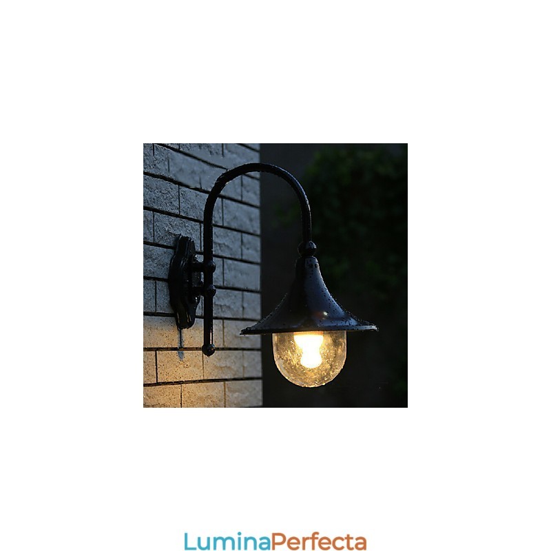 Aplice de exterior tradiționale din metal clasic