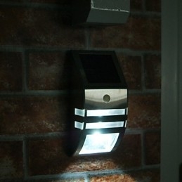 Lampă solară de perete albă cu senzor de mișcare PIR