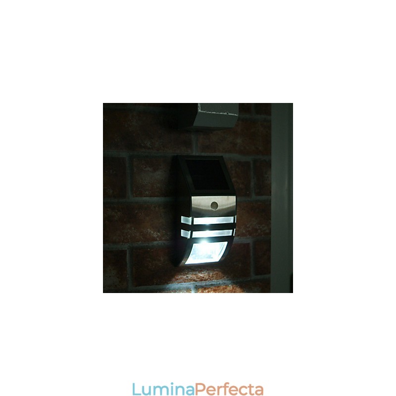 Lampă solară de perete albă cu senzor de mișcare PIR