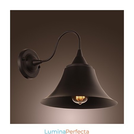 Aplică artistică de perete cu abajur din metal retro și suport Aplică artistică de perete cu abajur din metal retro și suport