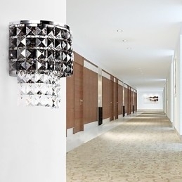 Aplică modernă de perete cu abajur din țesătură Placă metalică în stil de decor de cristal