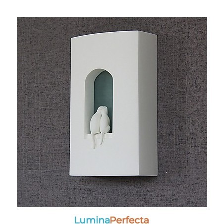 Aplică de perete albă modernă scurtă la modă. Lampă de perete de noptiere Aplică de perete albă modernă scurtă la modă. Lampă de perete de noptiere