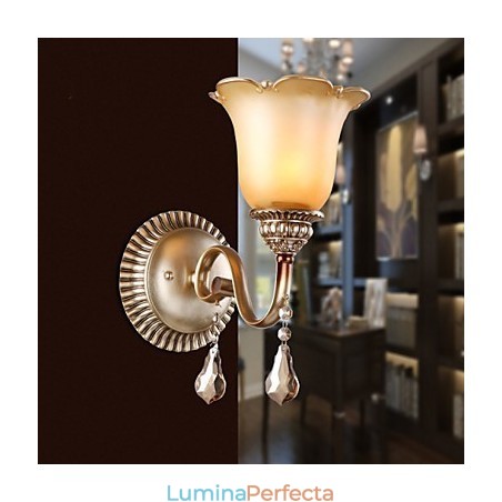 Tip Europa Restaurare Căi Vechi Fier forjat Dormitor Lampă de perete din sticlă de cristal Tip Europa Restaurare Căi Vechi Fier forjat Dormitor Lampă de perete din sticlă de cristal