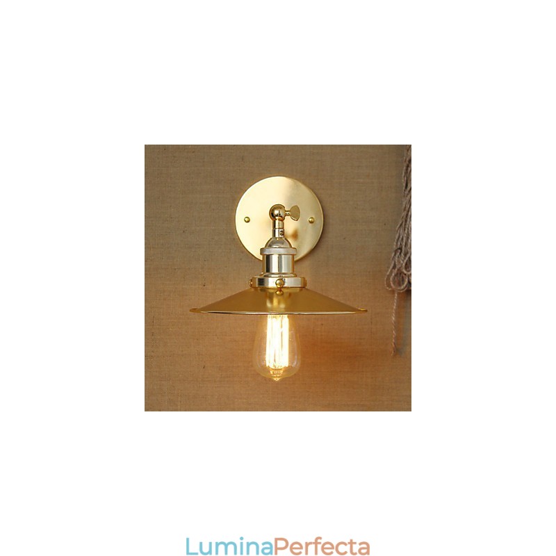 Vilă în stil industrial minimalist umbrelă aurie nostalgică în fața culoarului bisericii perete decorat