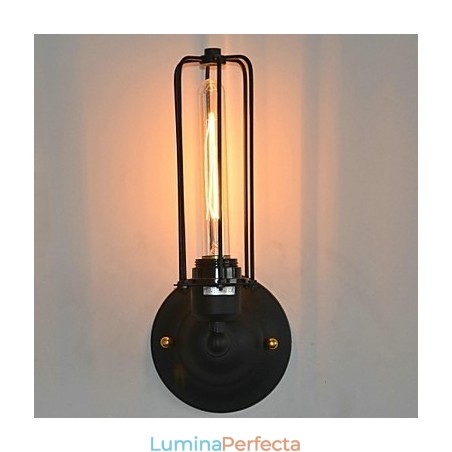 Lampă de perete din fier american vintage