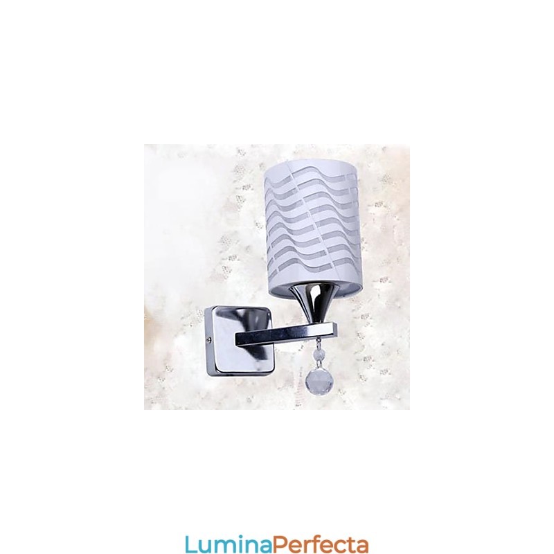 Lampă de perete