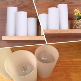 Lampă de perete cu trei lumini și sticlă