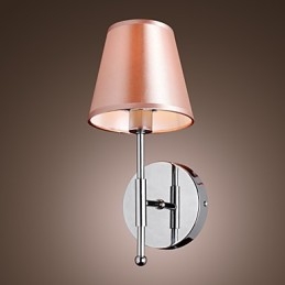 Lampă de perete cu design simplu, în lumină caldă