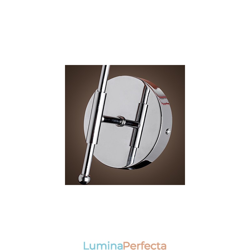 Lampă de perete cu design simplu, în lumină caldă