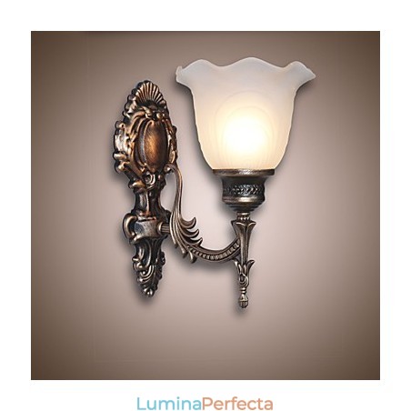 Lampă de perete retro în stil european. Lampă de coridor de hotel. Lumină de coridor. Lampă de față cu oglindă Lampă de perete retro în stil european. Lampă de coridor de hotel. Lumină de coridor. Lampă de față cu oglindă