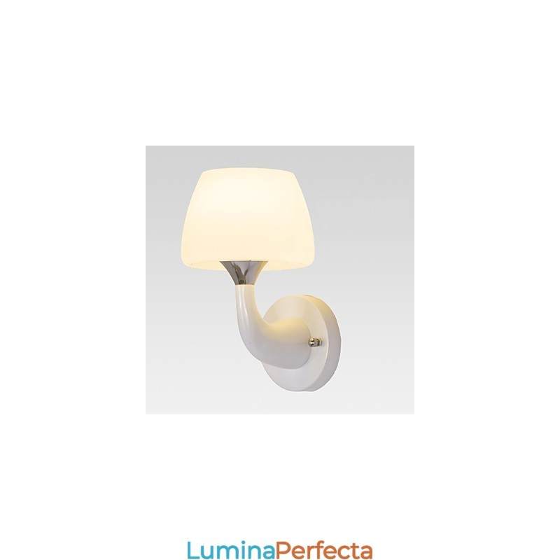 Lumină metalică modernă contemporană cu montare încastrabilă și împrăștiere pe tavan, cu aplice de perete