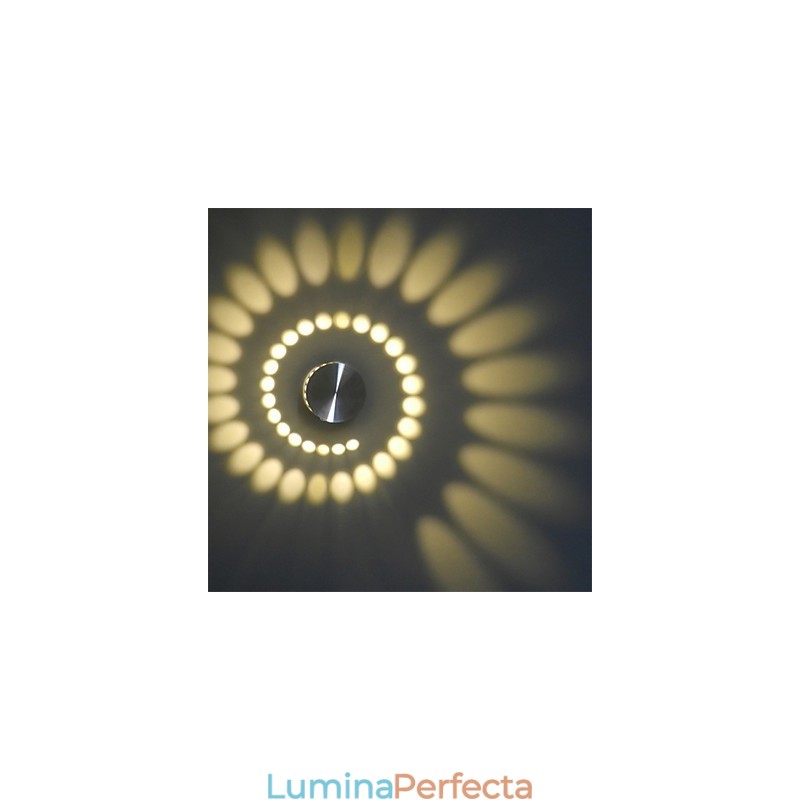 Lampă de perete modernă din aluminiu integrată