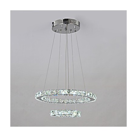 Candelabru tradițional clasic din metal cromat Candelabru tradițional clasic din metal cromat