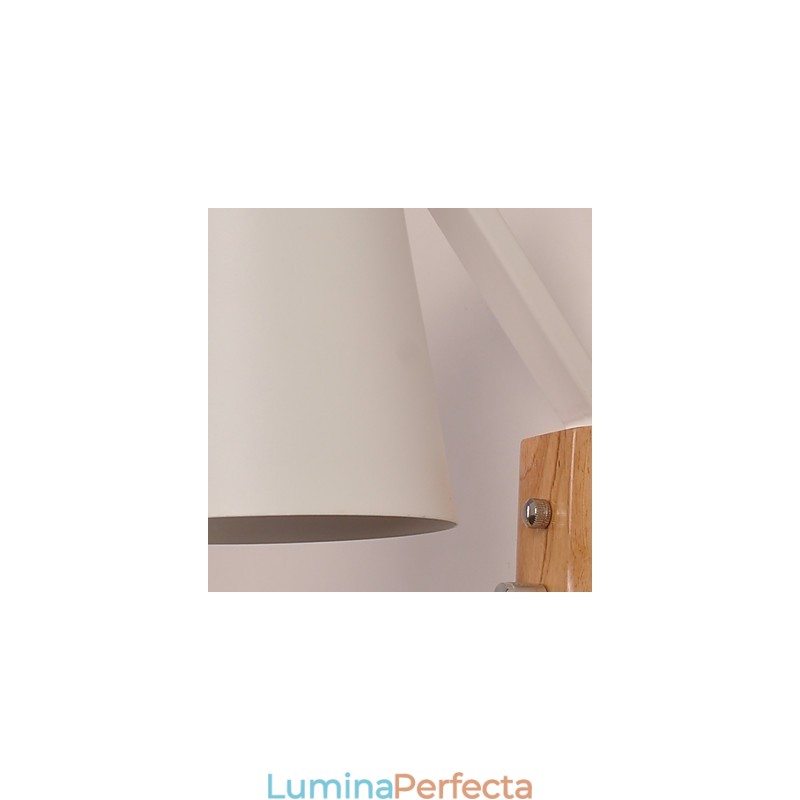 Caracteristică modernă, contemporană, cu finisaj cu oxid negru, pentru aplice de perete