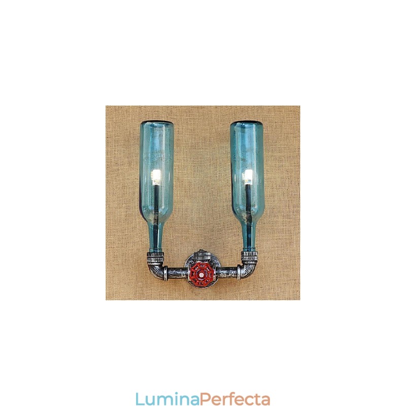 Întrerupător de vânt industrial retro, sticlă de apă, lampă de perete albastru