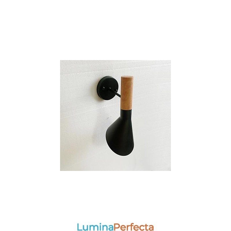 Lampa de Perete Moderna Simpla Sufragerie Pat Fier Forjat Imitatie Lemn