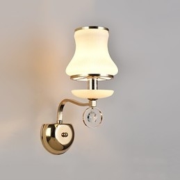 Caracteristică modernă și contemporană galvanizată pentru lumina ambientală de cristal Aplice de perete