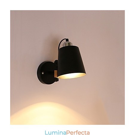 Caracteristică modernă de pictură contemporană pentru aplice de perete cu lumină ambientală Caracteristică modernă de pictură contemporană pentru aplice de perete cu lumină ambientală