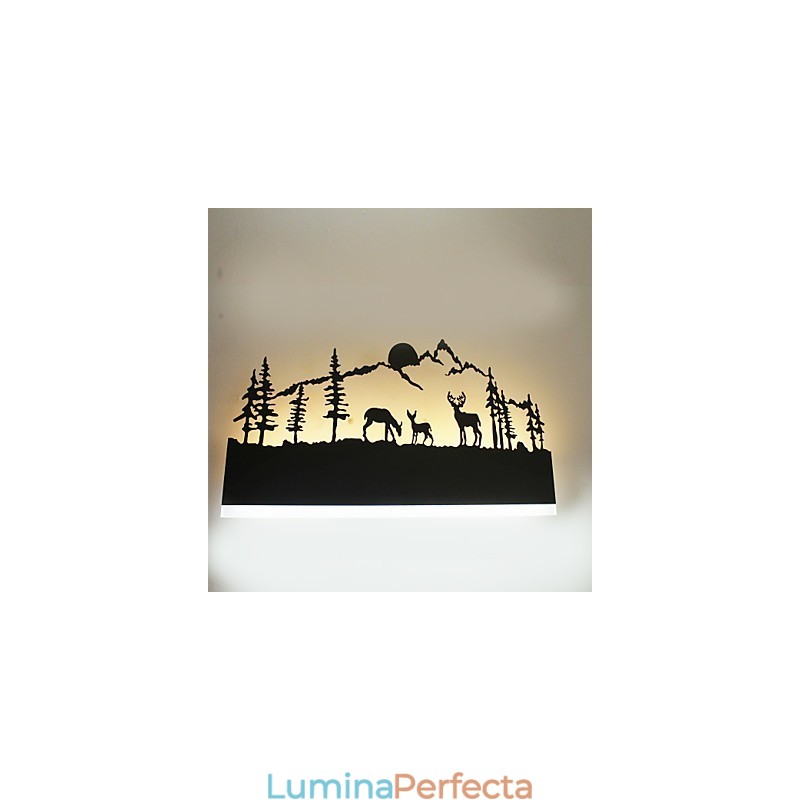 Funcție integrată pentru lumina ambientală Aplice de perete