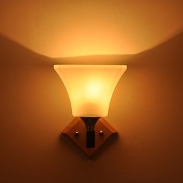 Caracteristică modernă și contemporană de pictură rurală pentru aplice de perete cu lumină în sus