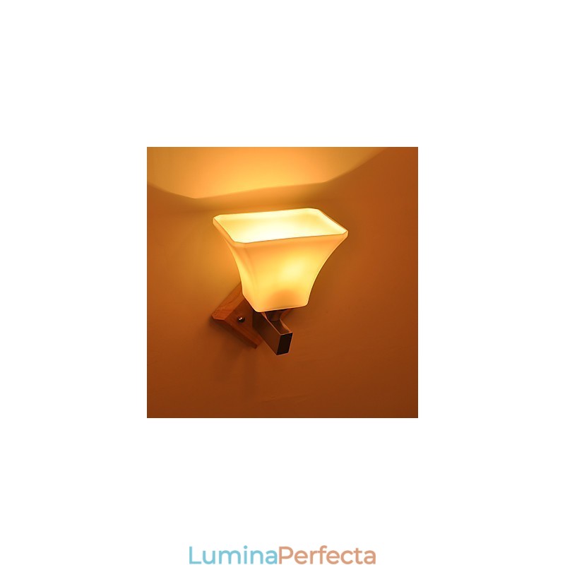 Caracteristică modernă și contemporană de pictură rurală pentru aplice de perete cu lumină în sus