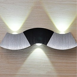 Caracteristică modernă și contemporană pentru lumina ambientală în stil mini