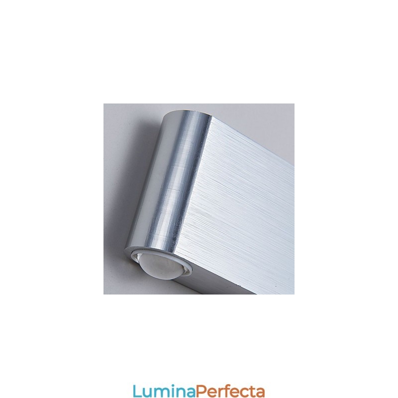 Lampă de perete modernă din aluminiu integrată