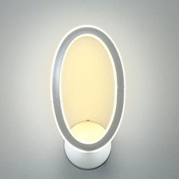 Lampă de perete din aluminiu pentru interior, originalitate modernă.