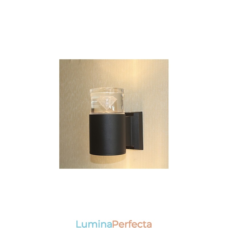 Funcție simplă integrată pentru lumina ambientală Aplice de perete