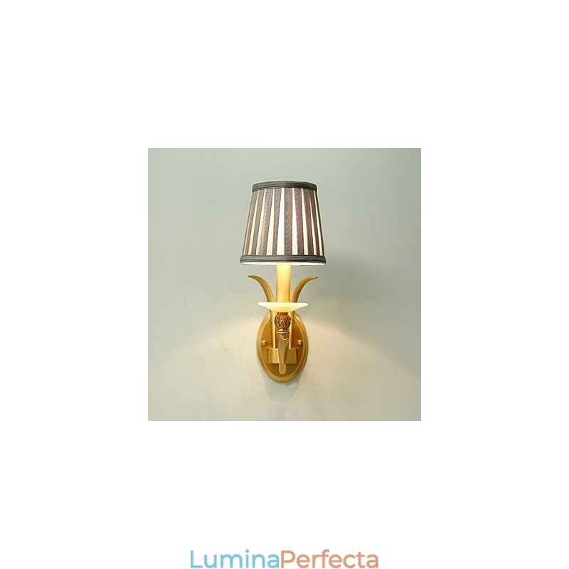 Caracteristică din alamă clasică, tradițională, de țară simplă, pentru aplice de perete cu iluminare în stil mini