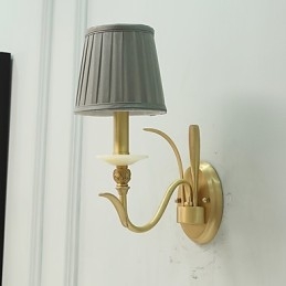 Caracteristică din alamă clasică, tradițională, de țară simplă, pentru aplice de perete cu iluminare în stil mini