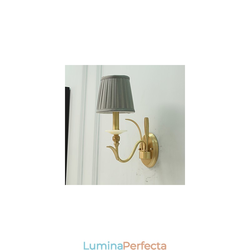 Caracteristică din alamă clasică, tradițională, de țară simplă, pentru aplice de perete cu iluminare în stil mini