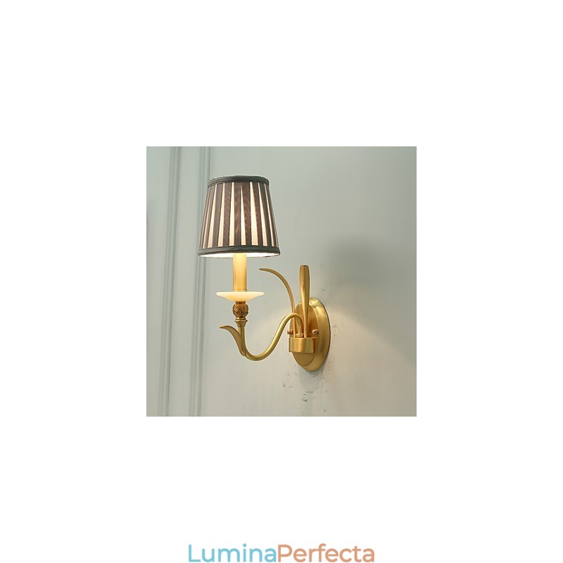 Caracteristică din alamă clasică, tradițională, de țară simplă, pentru aplice de perete cu iluminare în stil mini