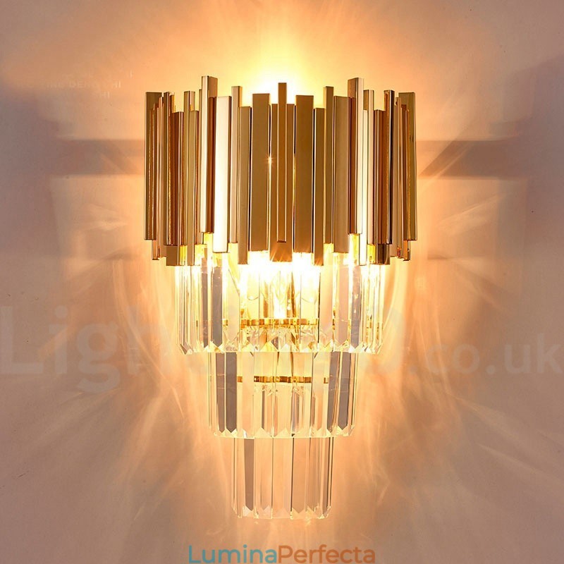 Aplic de perete din cristal K9 de lux postmodern asortat cu aur cu abajur de cristal