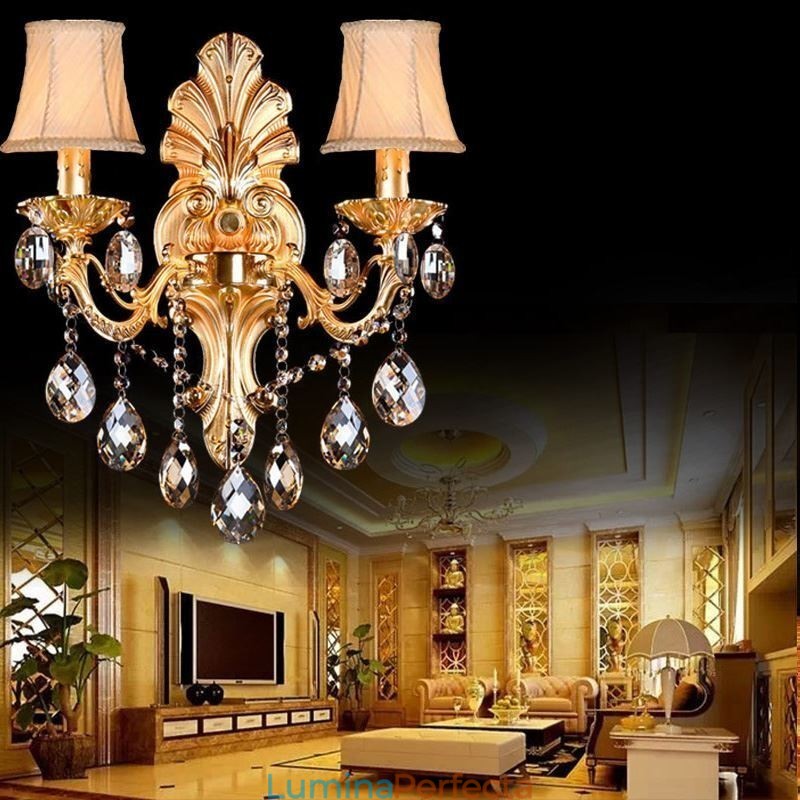 Lampă de perete europeană Aplice de perete cu petale de aur Picături de cristal rafinate Iluminare de noptieră