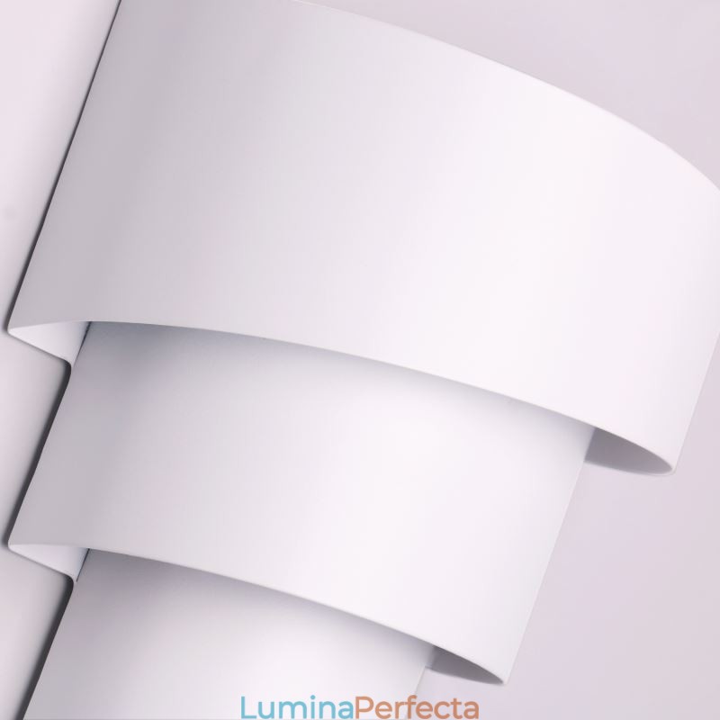 Lampă de perete modernă, minimalistă, în formă de spirală