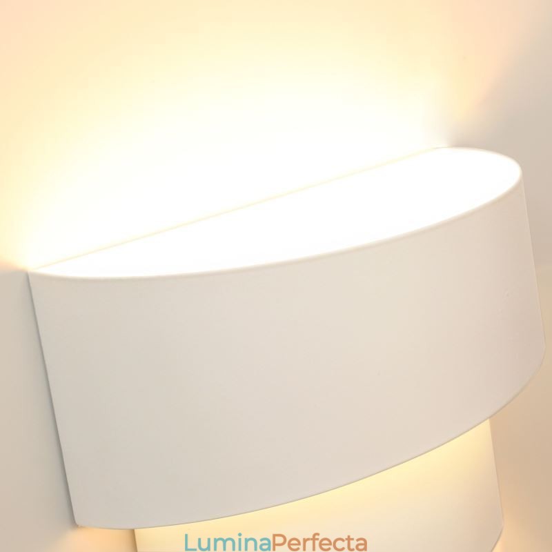 Lampă de perete modernă, minimalistă, în formă de spirală