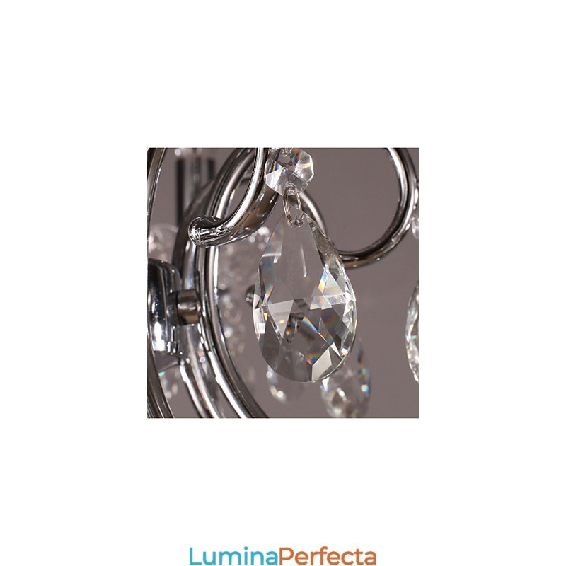 Candelabru tradițional din metal cromat din cristal