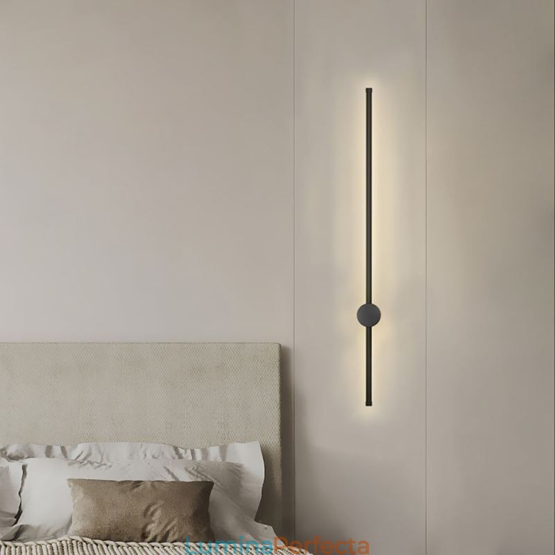 Lampă de perete lungă modernă pentru noptieră