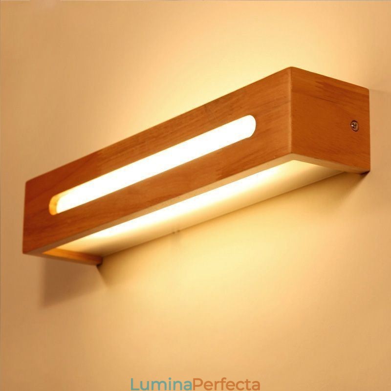 Lampă de perete modernă din lemn. Lumini de intrare pentru culoar