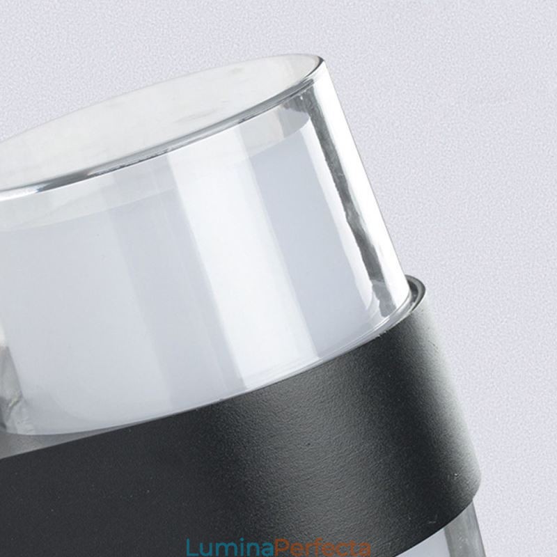 Lampă de perete minimalistă din acril