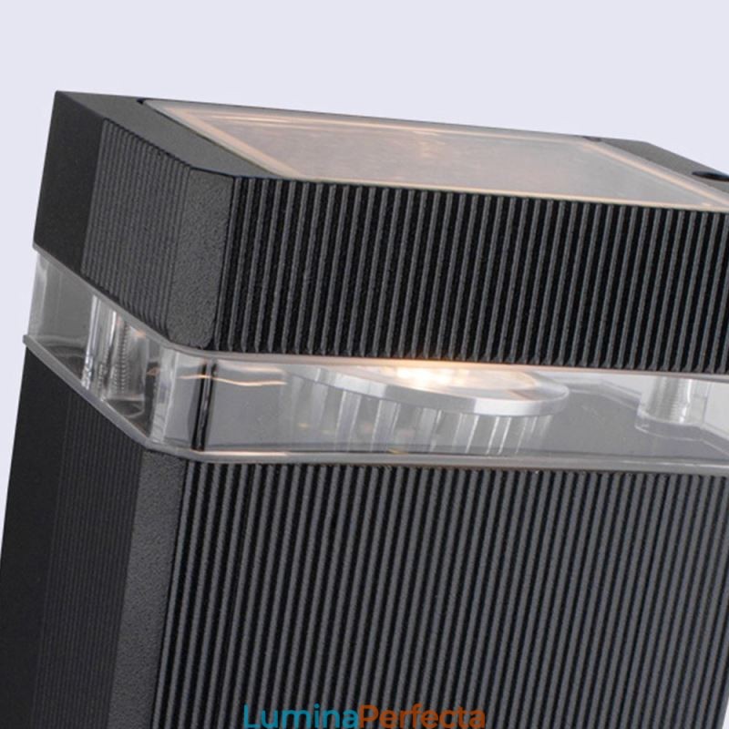 Aplică de perete din aluminiu simplă. Lampă de perete impermeabilă, verandă pentru curte