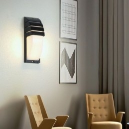 Lampă de perete din aluminiu negru, rezistentă la apă, pentru grădină și curte