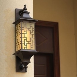 Lampă de perete chinezească de exterior cu grilă de fereastră impermeabilă