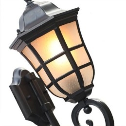 Lampă europeană de perete retro Lampă de exterior cu un singur cap, sticlă mată, rezistentă la apă
