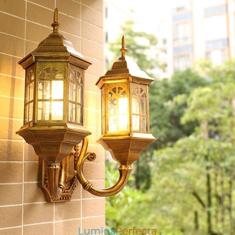 Lampă europeană de perete de exterior, dublă, rezistentă la apă