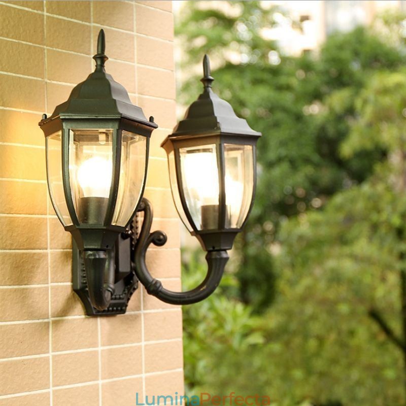 Lampă europeană de perete de exterior, dublă, rezistentă la apă