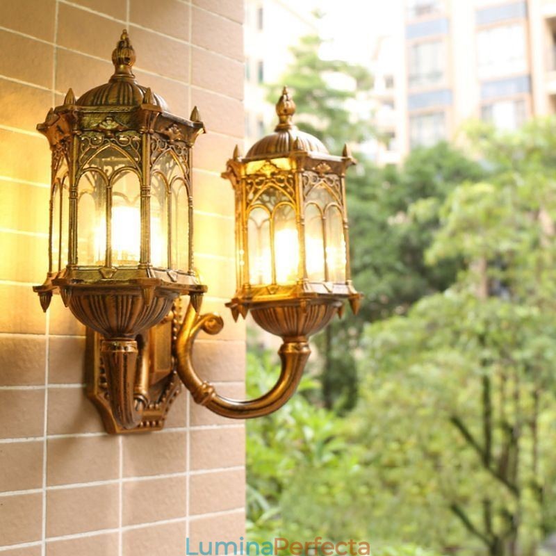 Lampă europeană de perete de exterior, dublă, rezistentă la apă